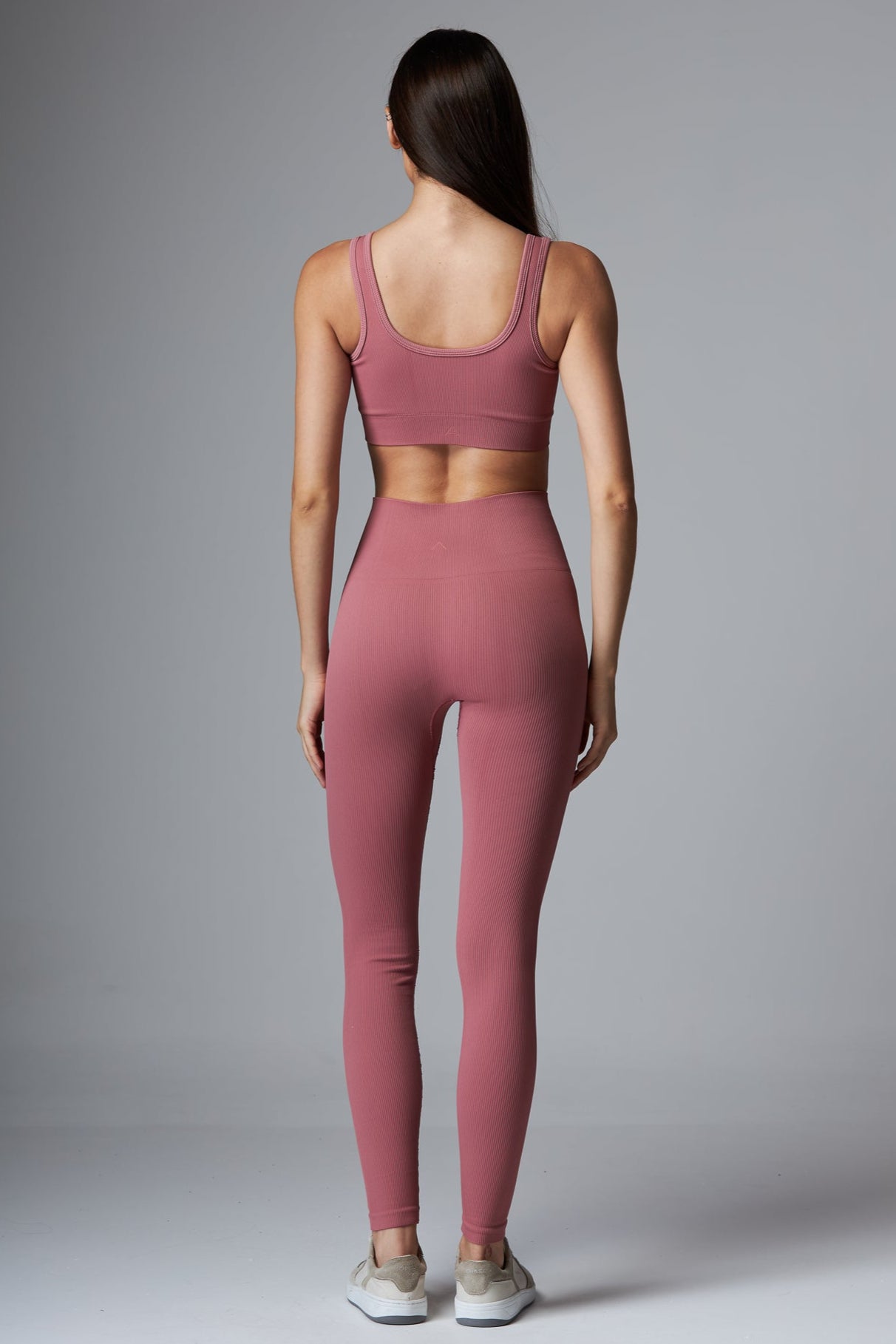 Top Outsider Seamless Roze