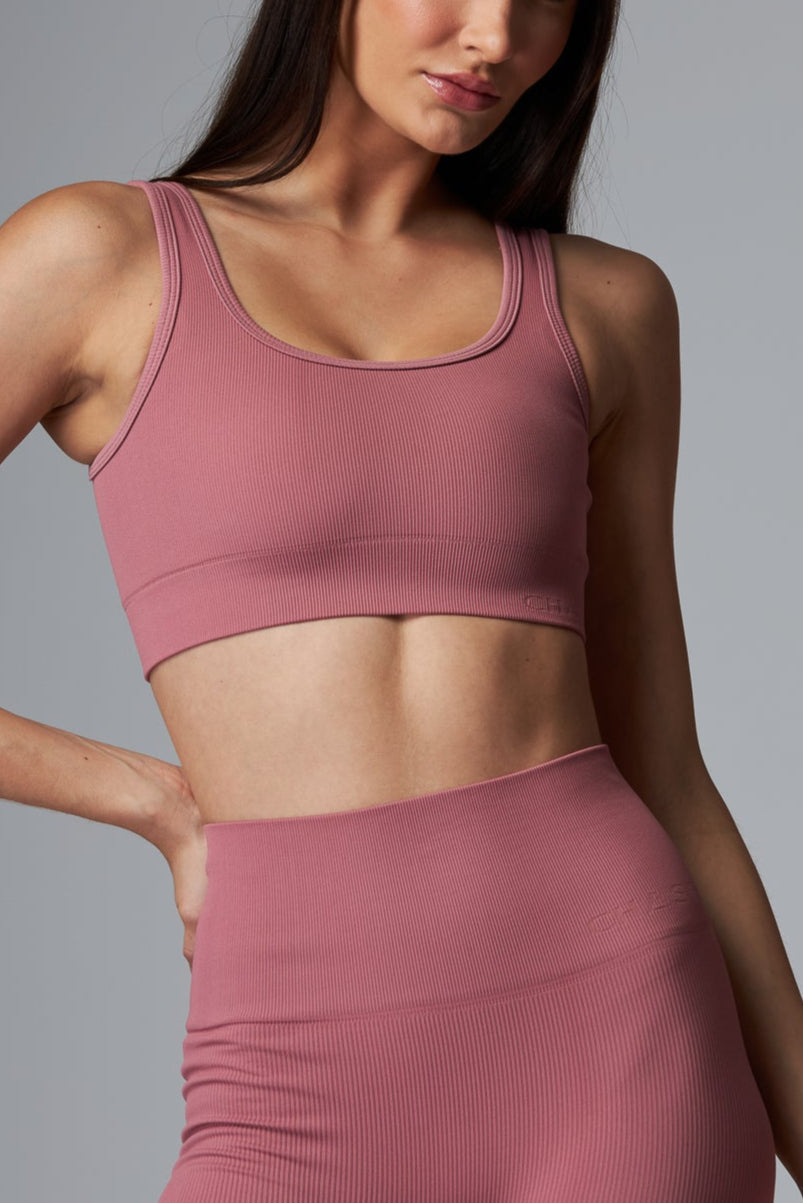 Top Outsider Seamless Roze