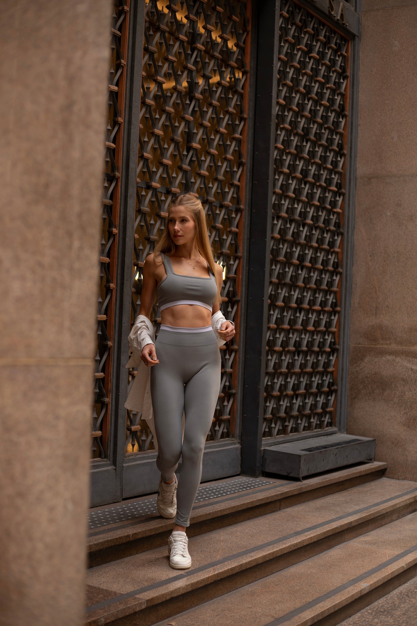 Top Stripe Seamless Dark Grey