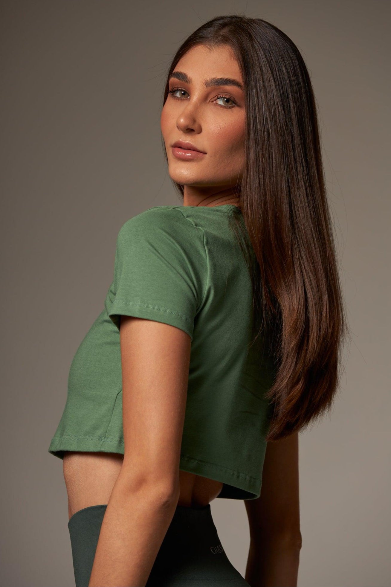 Cropped Essential Botanic Green - chasebrasil.com