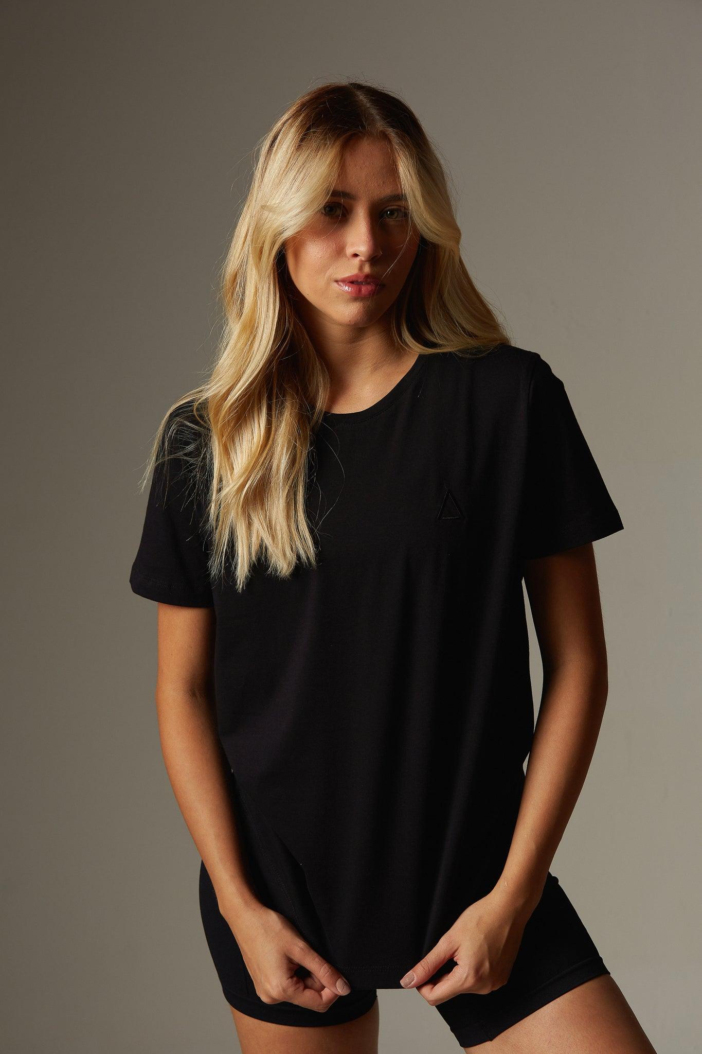T-shirt Básica Essential Preto - chasebrasil.com