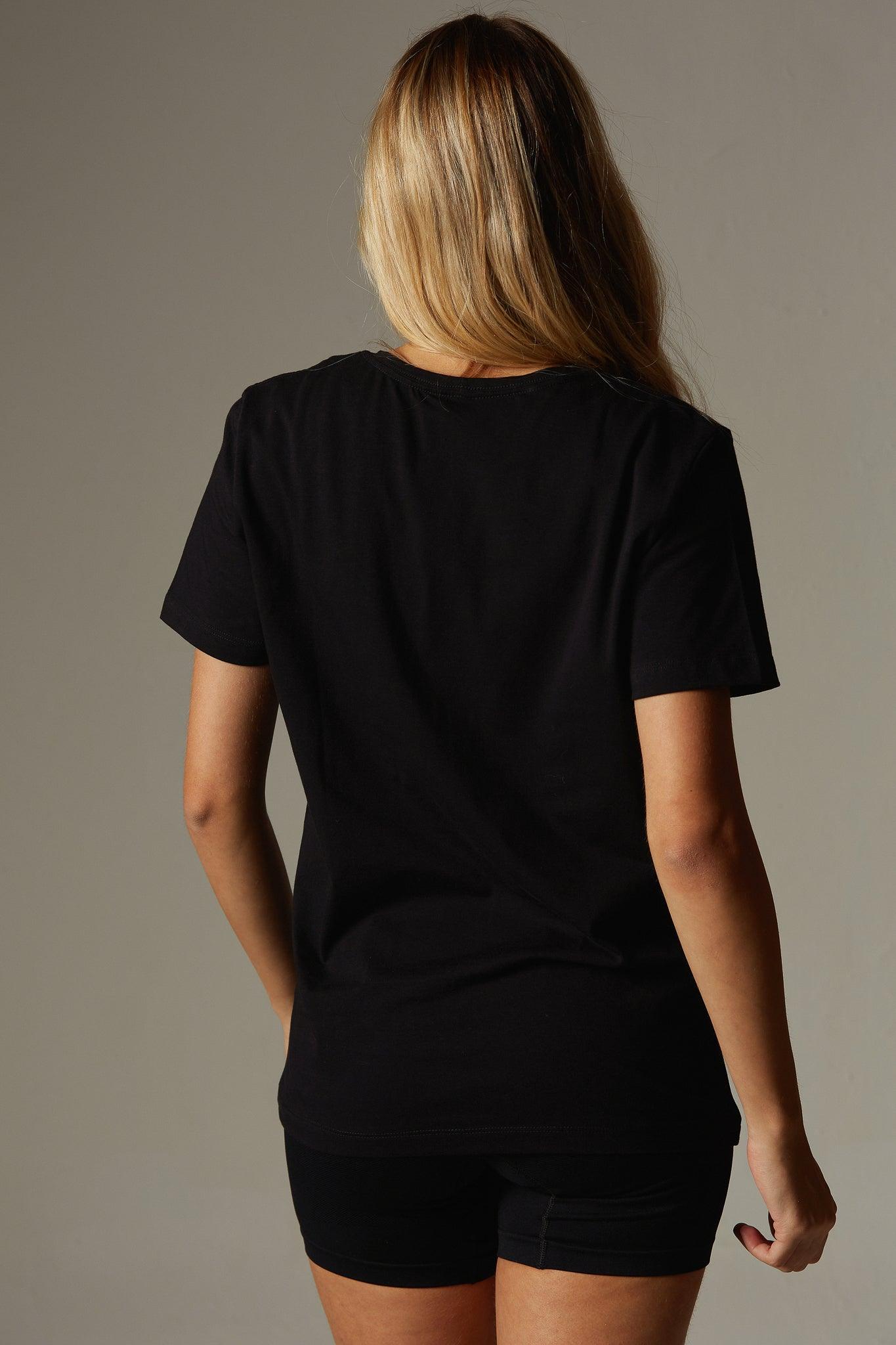 T-shirt Básica Essential Preto - chasebrasil.com