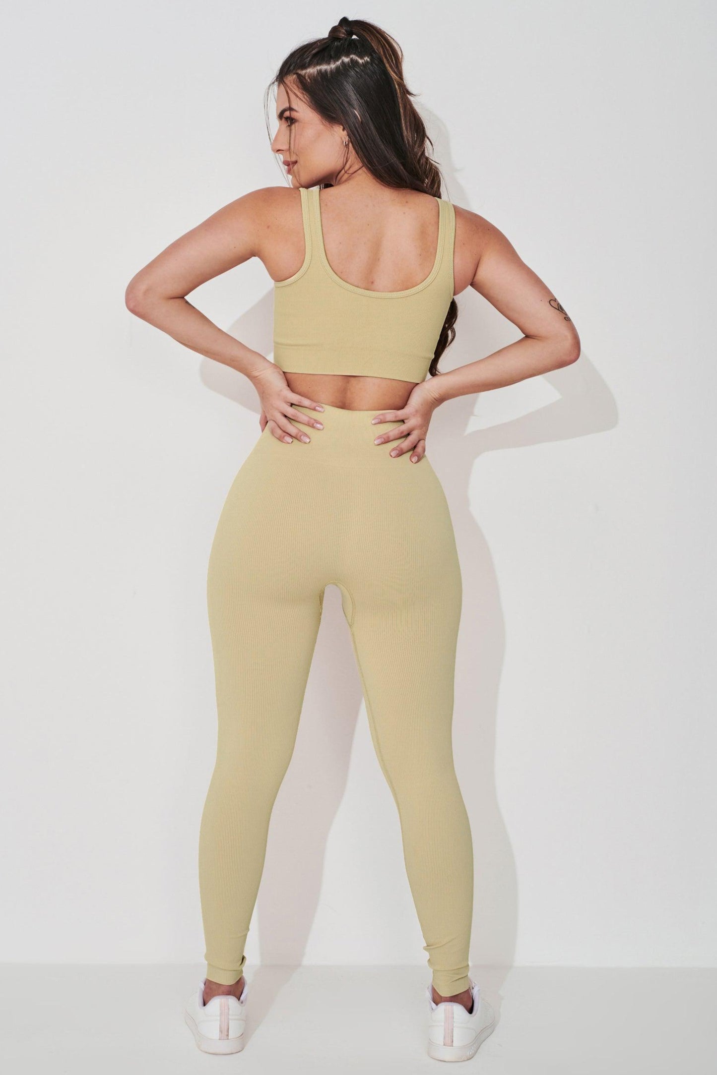 Legging Outsider Seamless Golden Skin - chasebrasil.com