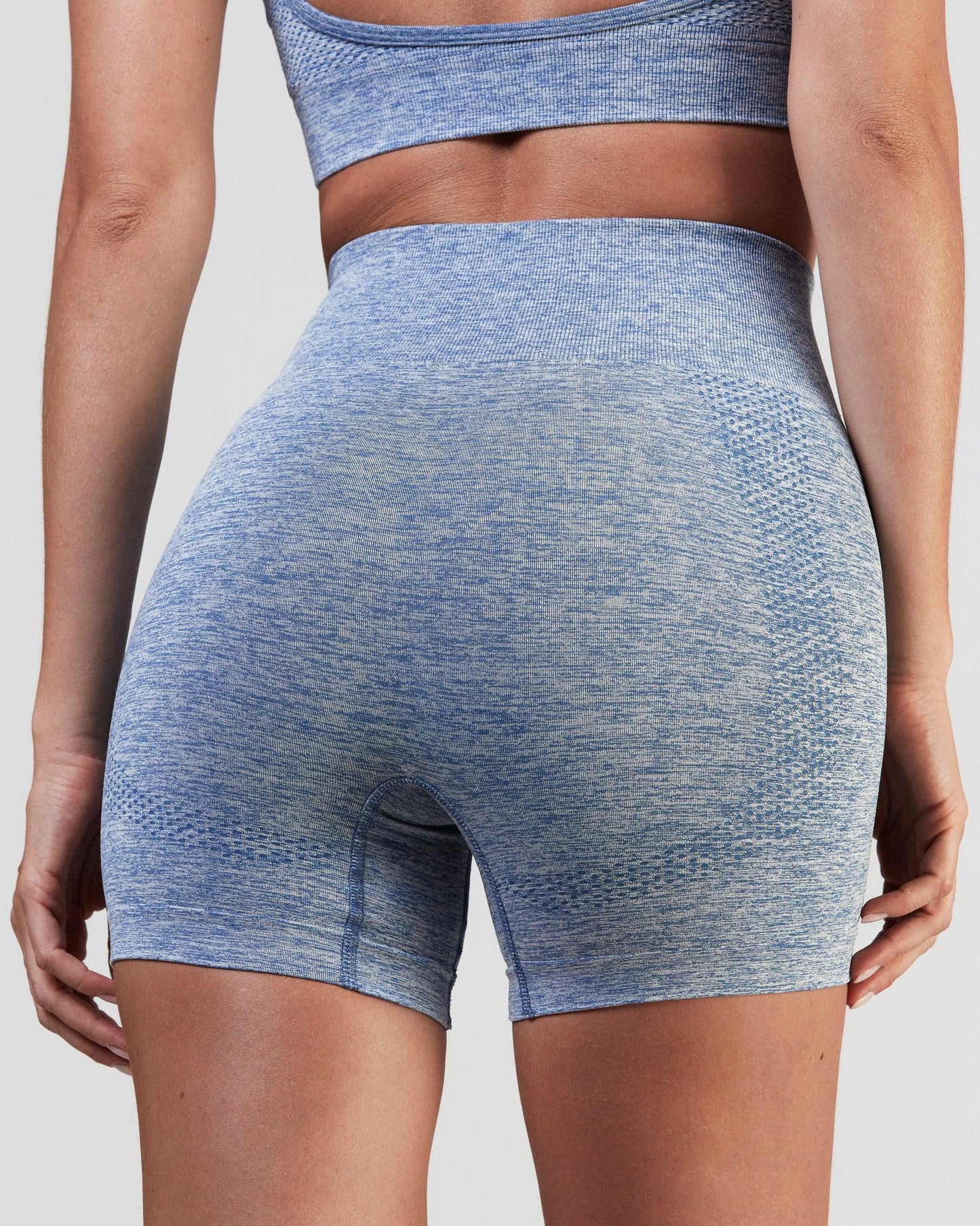 Short Apex Seamless Sky - chasebrasil.com