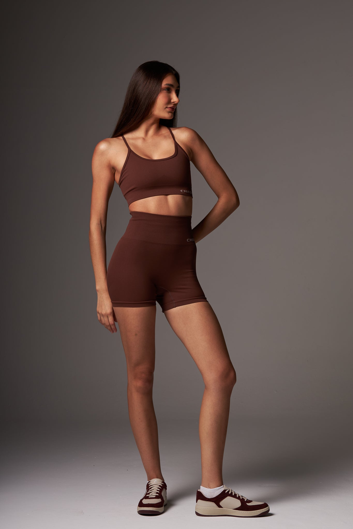 Short Pure Seamless Dark Brown