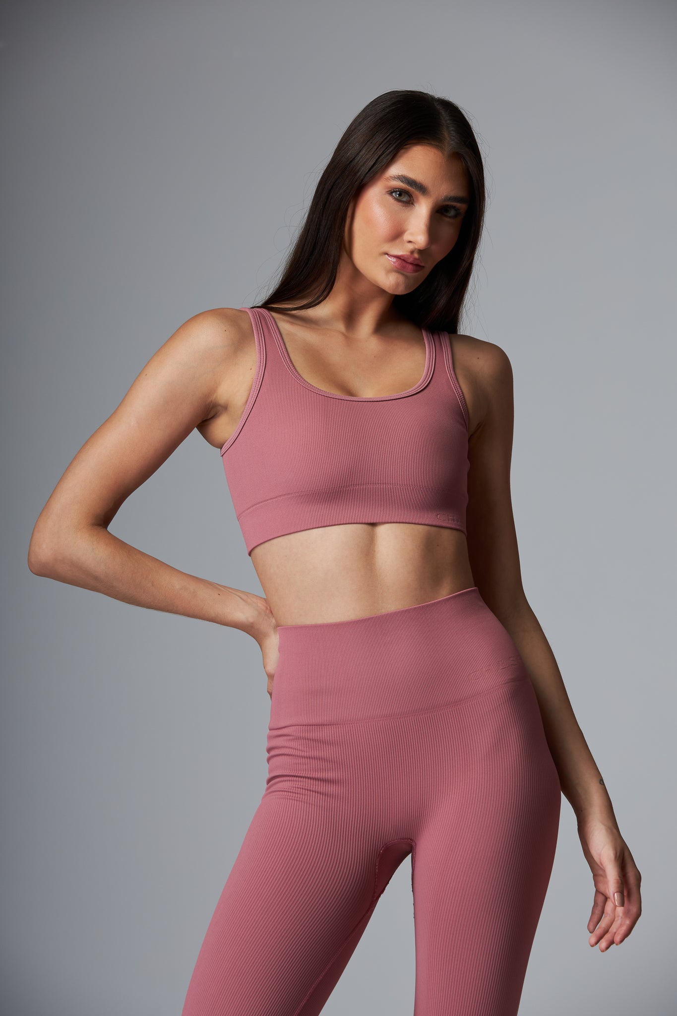 Top Outsider Seamless Roze