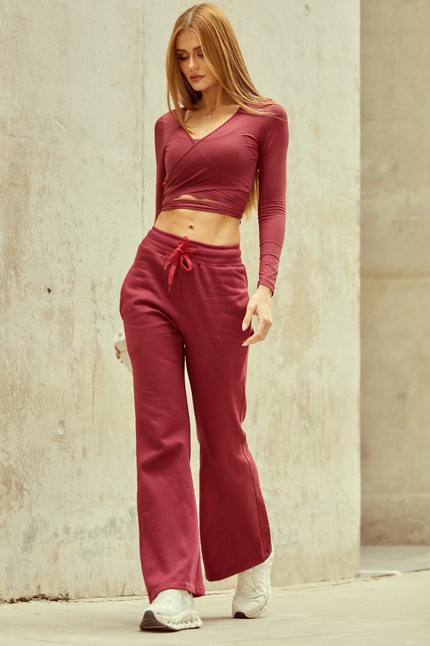 Calça Moletom Straight Flare Burgundy - Limited Collection