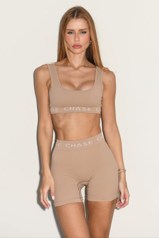 Top Signature Seamless Amphora