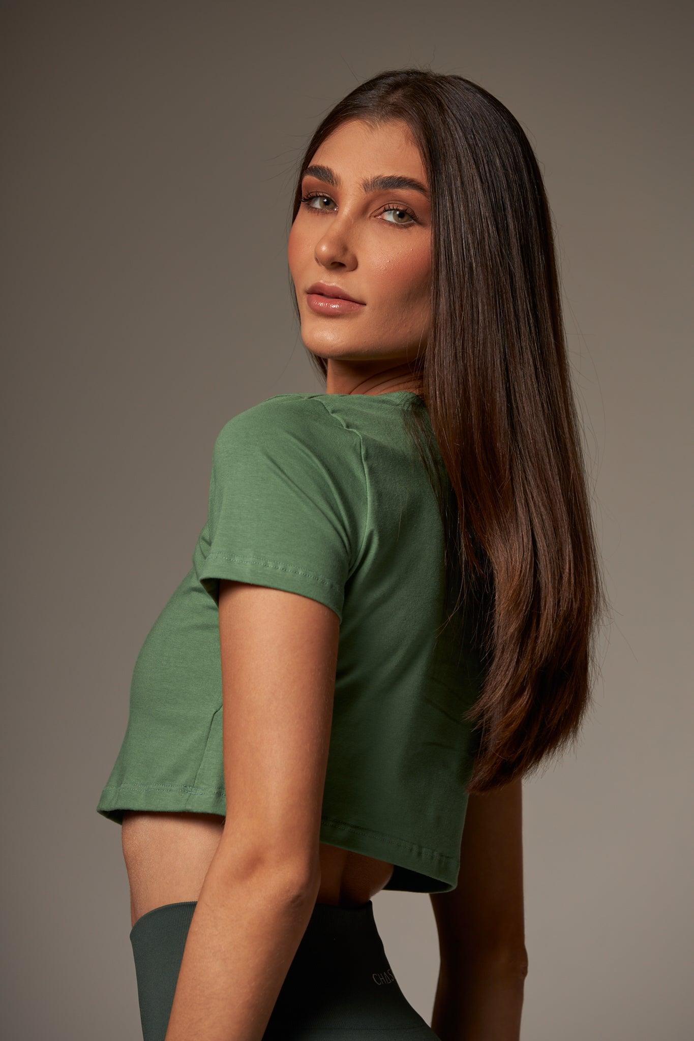 Cropped Essential Botanic Green - chasebrasil.com