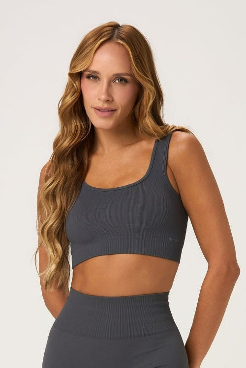 Top Outsider Seamless Magnet