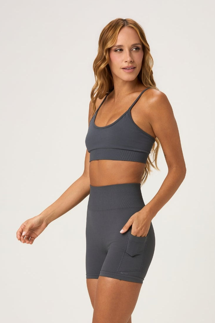Short Jockey Seamless Magnet