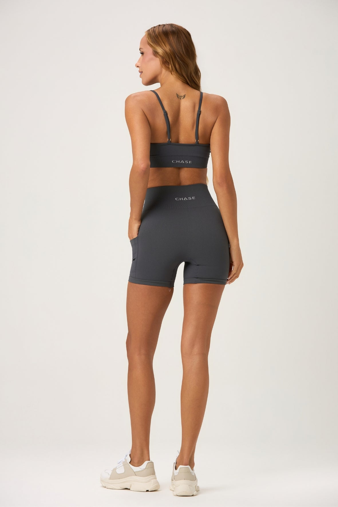 Short Jockey Seamless Magnet