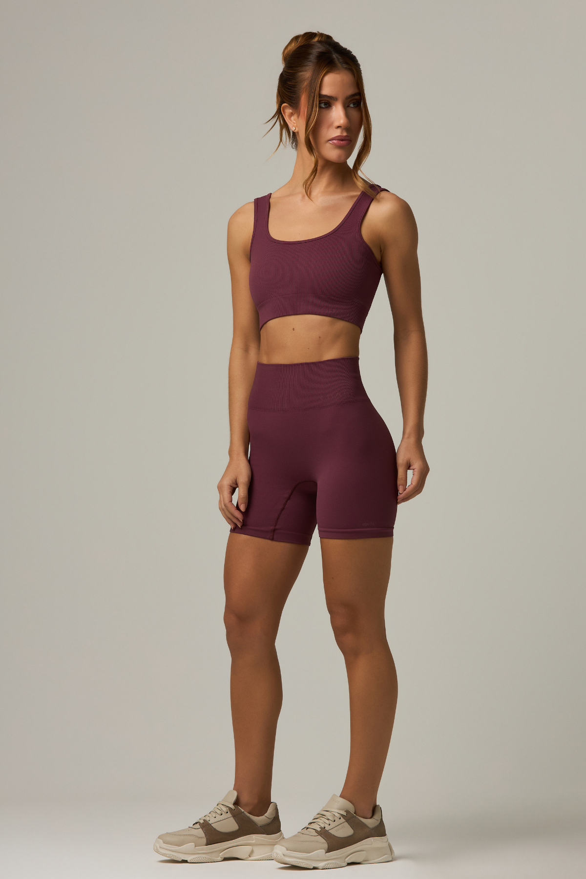Short Outsider Seamless Burgundy - Limited Collection