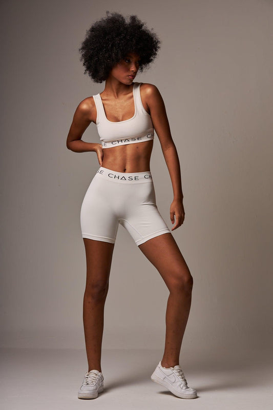 Short Signature Seamless Off White - chasebrasil.com