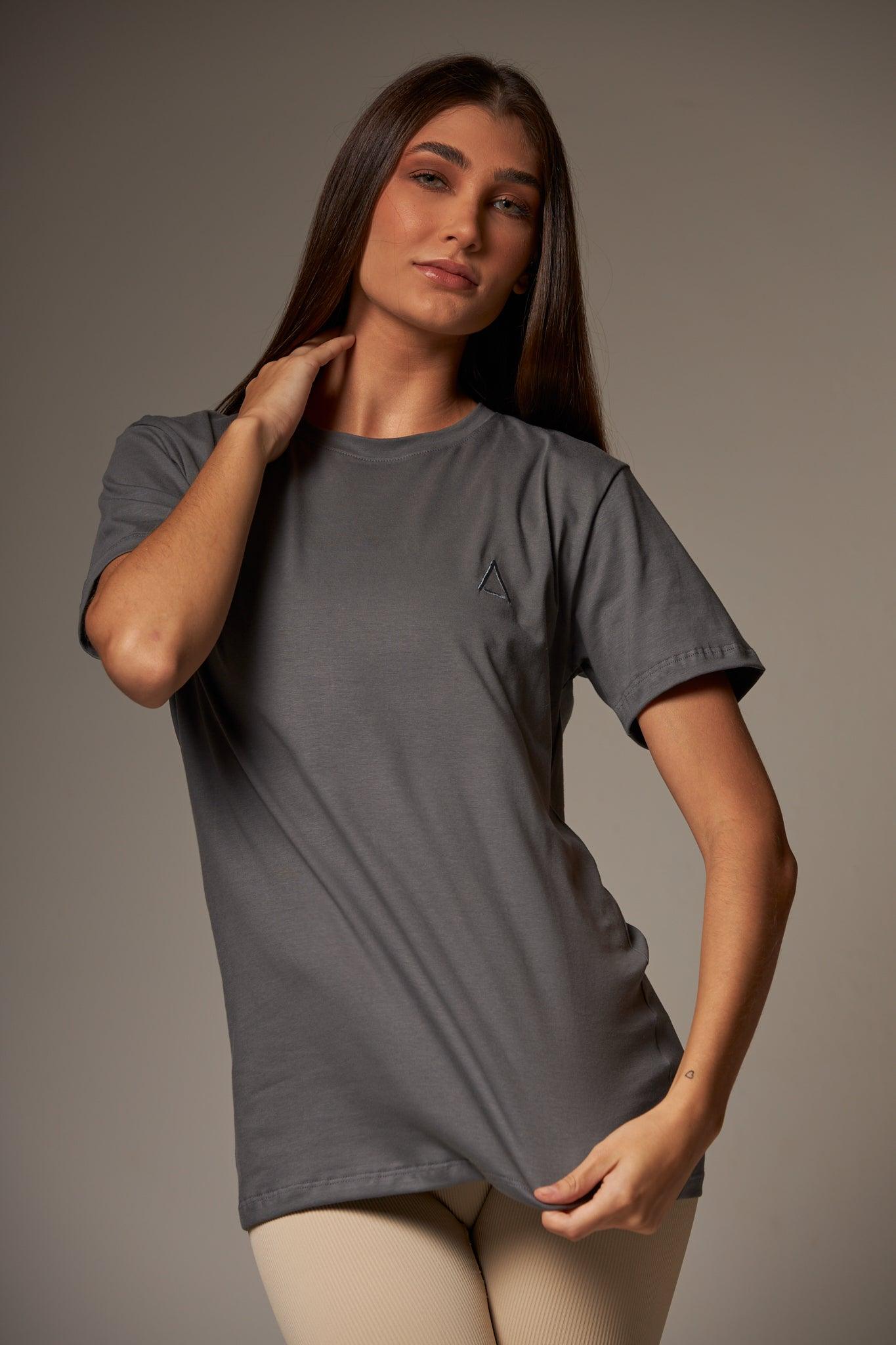 T-shirt Básica Essential Grey Lead - chasebrasil.com
